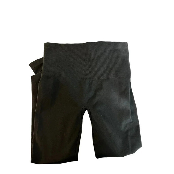 Assets Spanx Women's Black Elastic Waist Mid Rise Legging Size Large - Picture 2 of 4